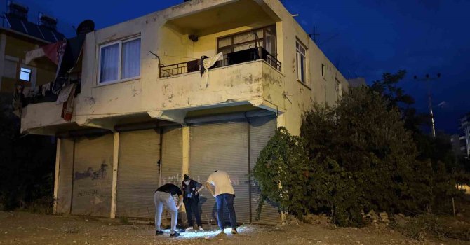 5 metre yükseklikteki balkondan düşen bebek yaralandı