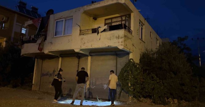 5 metre yükseklikteki balkondan düşüp yaralanan bebek hastanede hayatını kaybetti