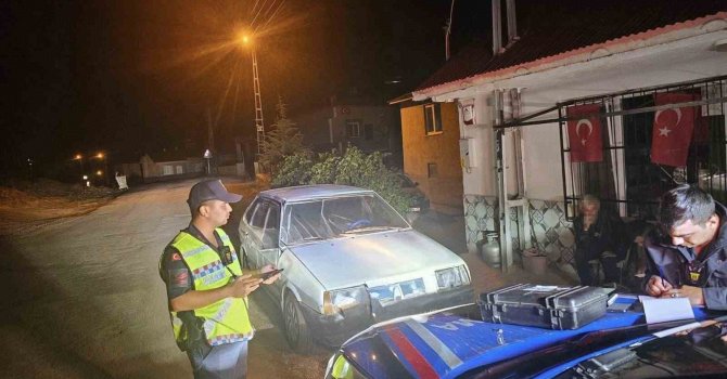 Alkollü sürücü 5 yılda 8 kez yakalandı: 37 bin TL ceza kesildi