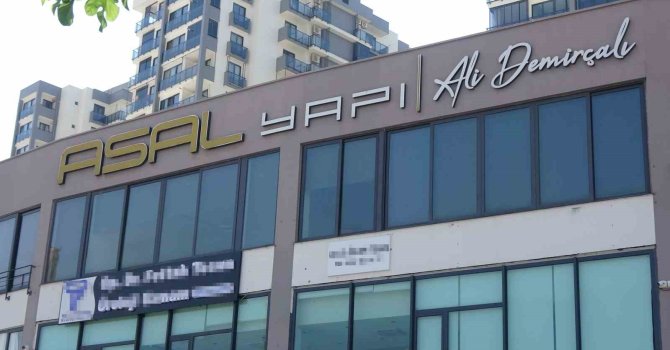 Adana Yüreğir’de başkanın şirketine girilip koltuğuna ateş edildi