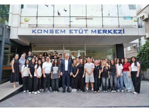 Başkan Kotan, etüt merkezinde gençlerle buluştu