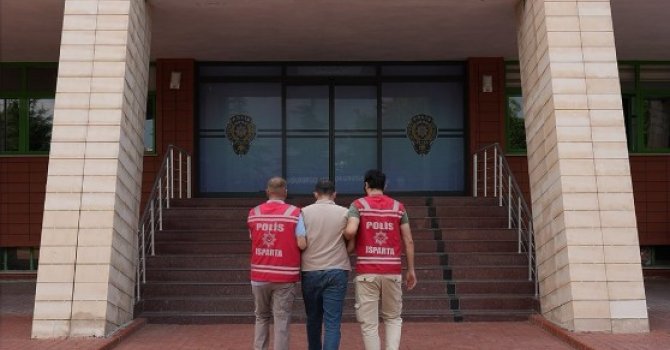 Kendisini bankacı olarak tanıtıp 393 bin TL dolandıran şahıs tutuklandı