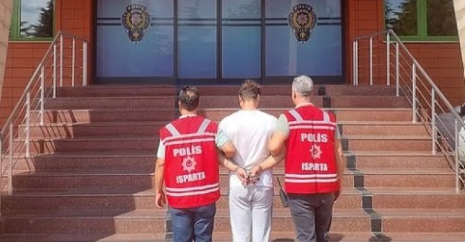 Isparta’da kesinleşmiş hapis cezasıyla aranan 2 şahıs yakalandı