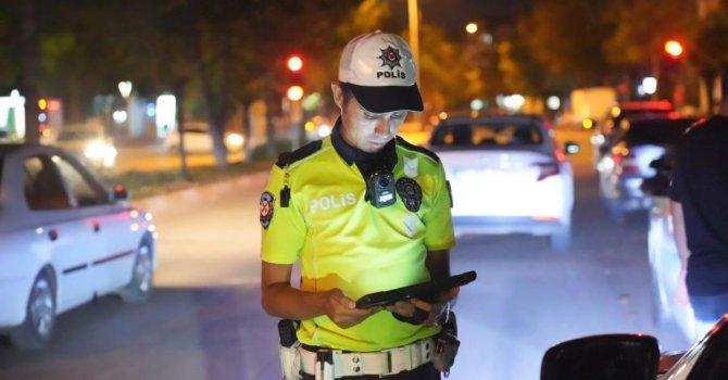 Isparta’da park ve mesire alanlarında huzur denetimi: 28 araca işlem yapıldı