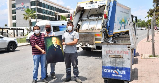Temizlik işçilerinin ‘Atatürk’ sevgisi