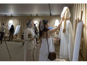 ‘Mersin Dokumaları Kıyafet Sergisi’ Tarsus Üniversitesi öğrencilerine ilham oldu