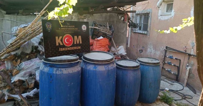 Arsuz’da sahte içki operasyonu: 2 bin 450 litre alkol ele geçirildi