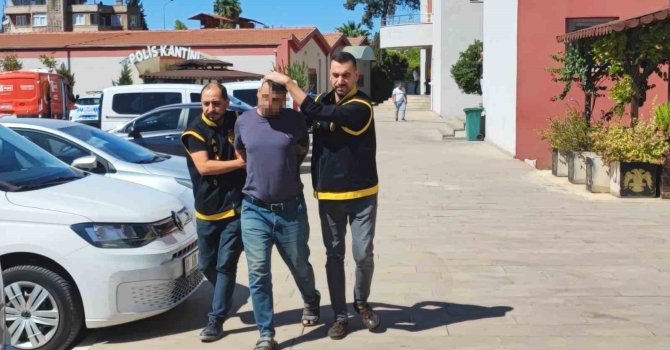 ’Gürültü’ kavgasında babayı öldürüp kızını yaralayan komşu adliyeye sevk edildi