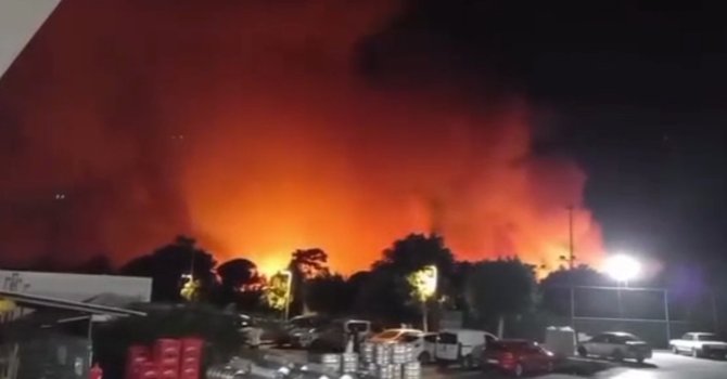 Antalya Aksu’da ormanlık alanda yangın