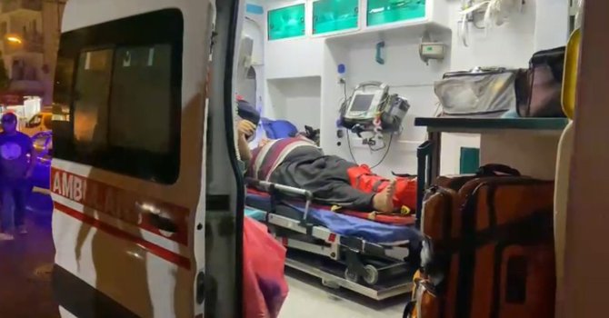 Mersin’de otomobil ile motosiklet çarpıştı: 2 yaralı