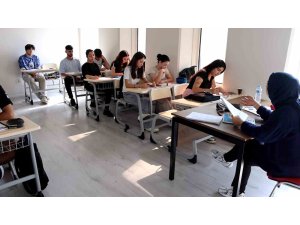 Akdeniz Belediyesinden ücretsiz üniversite hazırlık kursu