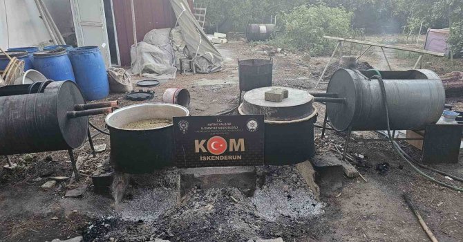 Arsuz’da sahte içki operasyonu