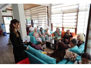 Alzheimer hastaları Mavi Ev’de huzur buluyor