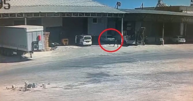 Demre Hali’ndeki patlamada güvenlik kamerasındaki detay olayın şiddetini gözler önüne serdi