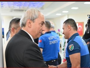 KOCAGÖZ’DEN ÖĞRETMEN KIYIMI