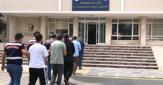 Mersin’de aranan 11 şahıs jandarma ekiplerince yakalandı