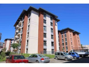 Depremin simgesi Ebrar Sitesi’nde yeni hayat başladı: 678 konut ve 99 iş yeri tamamlandı