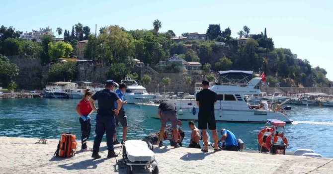 Antalya’da 35 metrelik falezlerden düşen adam hayatını kaybetti