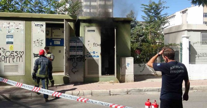 Antalya’da trafoda yangın