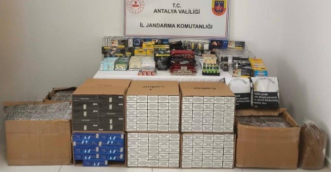 Kaş’ta jandarmadan kaçak sigara operasyonu