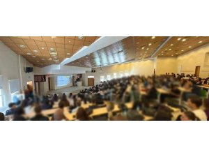 Isparta’da 2 günde 2 bin 720 üniversite öğrencisine Narkogençlik eğitimi