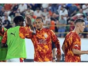 Trendyol Süper Lig: Corendon Alanyaspor: 0 - Galatasaray: 1 (Maç devam ediyor)