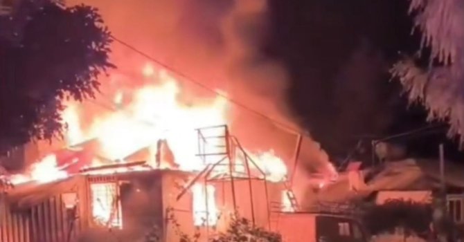 Mersin’de nene ve torun yangında hayatını kaybetti