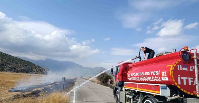 Bucak’ta arazi yangını