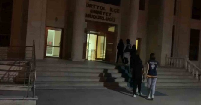 Hatay’da masaj ve kafe salonları denetlendi