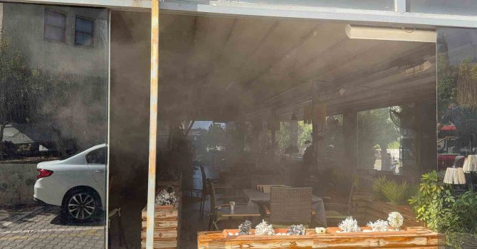 Gazipaşa’da kafe bacasındaki yangını itfaiye ekipleri söndürdü