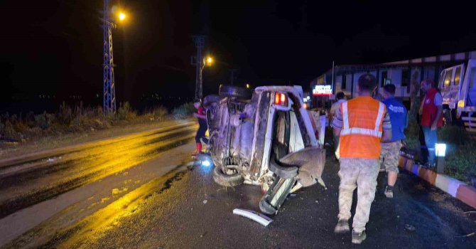 Osmaniye’de otomobil takla attı: 3 yaralı