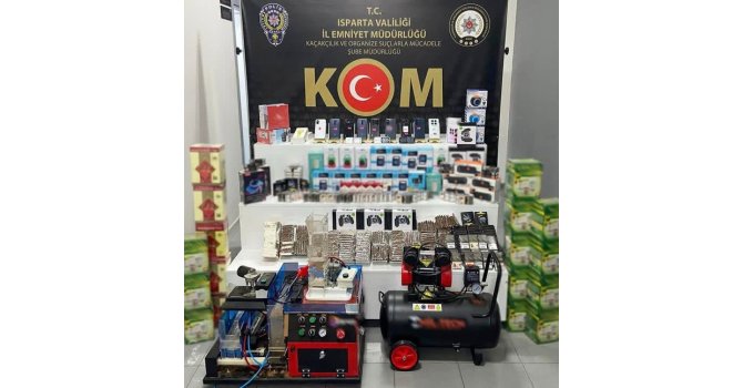 Isparta’da kaçak ürün operasyonu