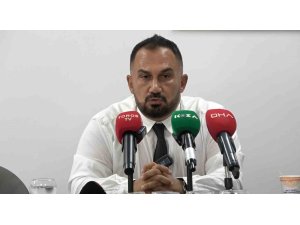 Adanaspor Teknik Direktörü Yüksel Yeşilova: "Kimse elini taşın altına koymadı, maçlara ağlayarak çıkıyoruz"