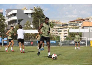 Alanyaspor, Gençlerbirliği maçı hazırlıklarını tamamladı