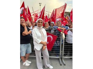 CHP Aksu Kadın Kolları Başkanı Menzil Çakmak görevinden istifa etti