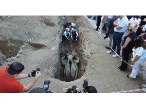 Heyecanlandıran keşif: ’16 metrelik ’Balina’nın kafatası ve gövdesi tamamen ortaya çıktı