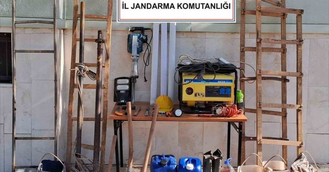 Burdur’da kaçakçılık operasyonu: 12 gözaltı