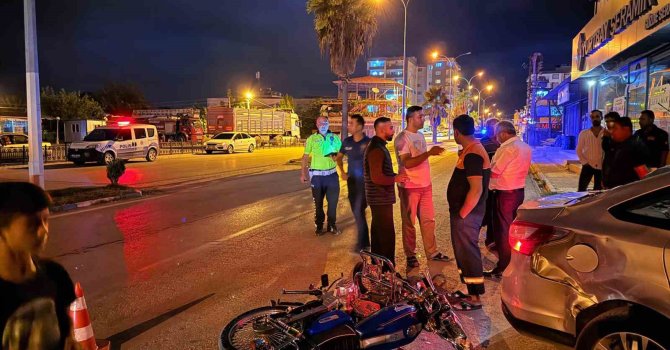 Osmaniye’de motorsiklet ile otomobil çarpıştı: 2 kişi yaralandı