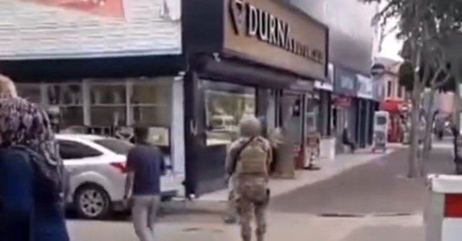 Adana’da uyuşturucu bağımlısının aile bireylerini rehin aldığı iddiası