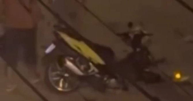 Adana’da iki motosiklet kafa kafaya çarpıştı: 2 yaralı