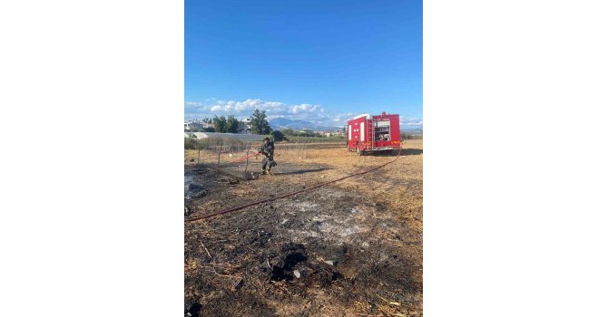 Serik’te ahırda çıkan yangında 1 koyun telef oldu