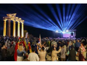 Manavgat’ta Halk Dansları Festivali coşkusu başladı