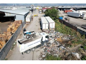 Akdeniz’de atık toplama çalışmaları hafta sonu da devam ediyor