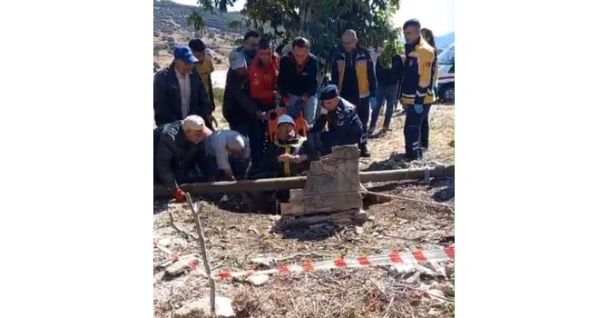 Burdur’da kuyuya düşen vatandaş ekipler tarafından kurtarıldı