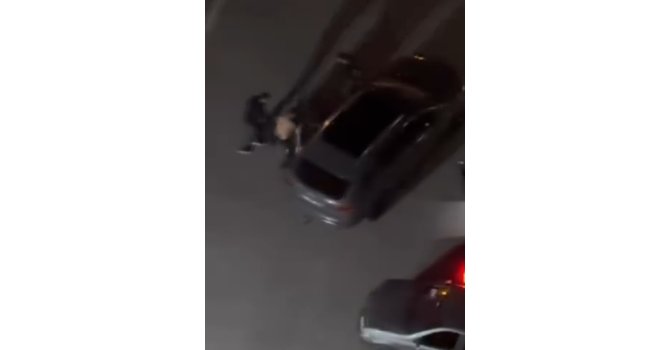 Komşuların yumruklu kavgası kamerada