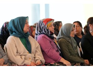 Konyaaltı’nda çiftçi kadınlar buluştu