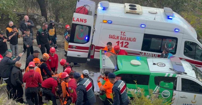 Yaşlı adamın kurtarılmasını sağlayan çoban: "Ayak izlerini takip ederek buldum"