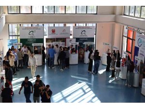 Adana Sanayi Kampüsü’nde istihdam fuarı başladı: 55 firma iş arayan vatandaşlarla doğrudan görüşecek