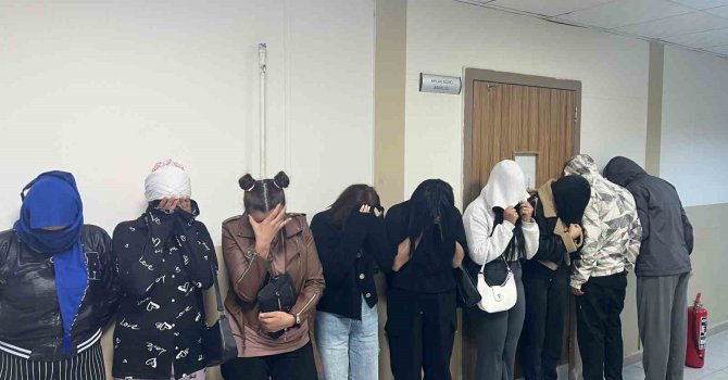 Hatay’da 12 aparta fuhuş denetimi yapıldı