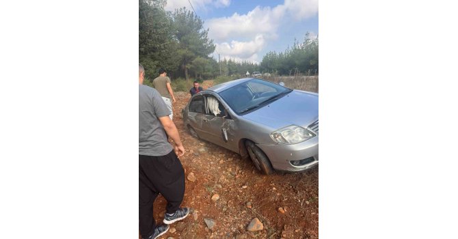 Osmaniye’de kontrolden çıkan araç şarampole yuvarlandı: 1 yaralı